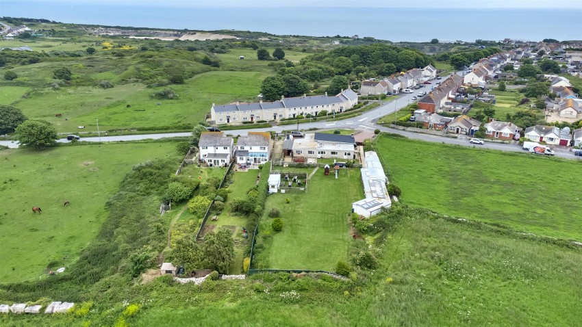 Images for Bungalow & Cattery Business, Avalanche Road, Southwell,Portland