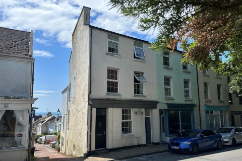 View Full Details for 103 Fortuneswell, Portland