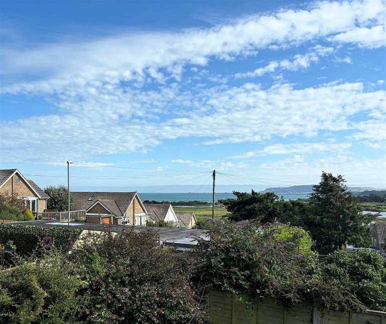 Brackendown Avenue, Weymouth